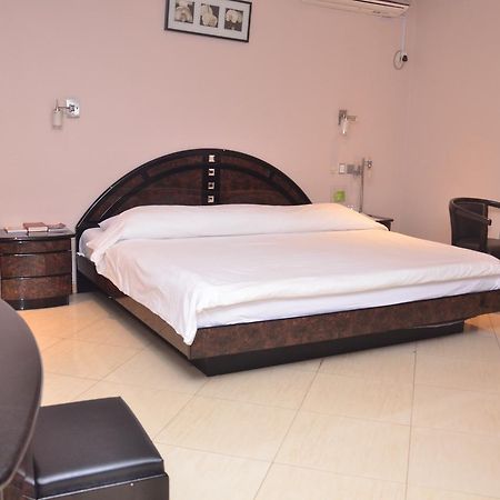Sunview Hotel Ondo Bagian luar foto