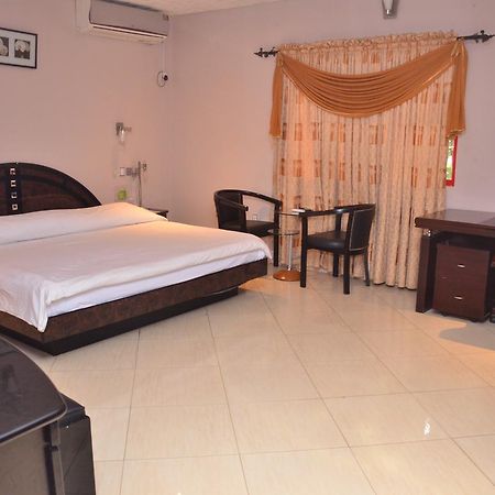 Sunview Hotel Ondo Bagian luar foto