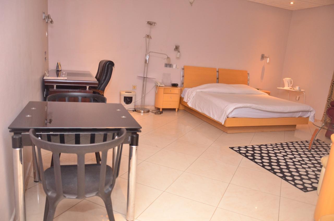 Sunview Hotel Ondo Bagian luar foto