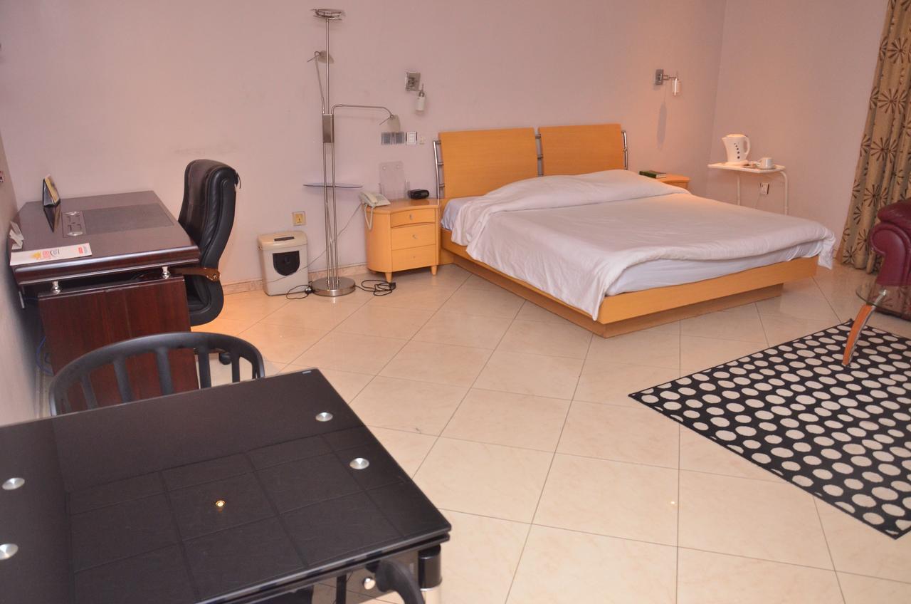 Sunview Hotel Ondo Bagian luar foto