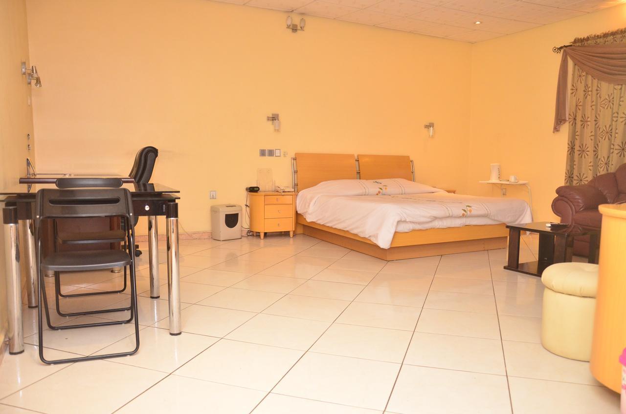 Sunview Hotel Ondo Bagian luar foto